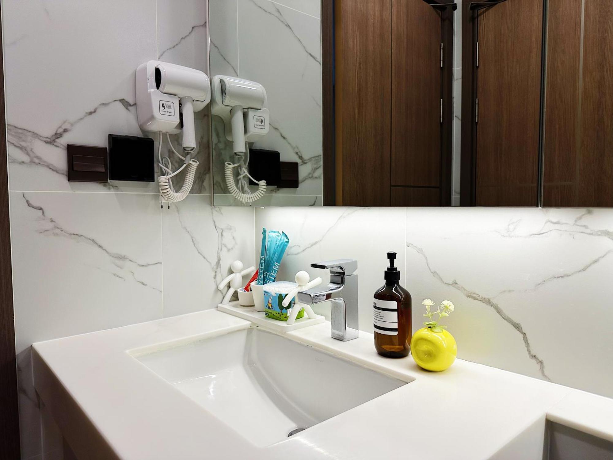 New & Cozy 2 Bedroom @ The Astra Sky River Chiang Mai Exterior foto